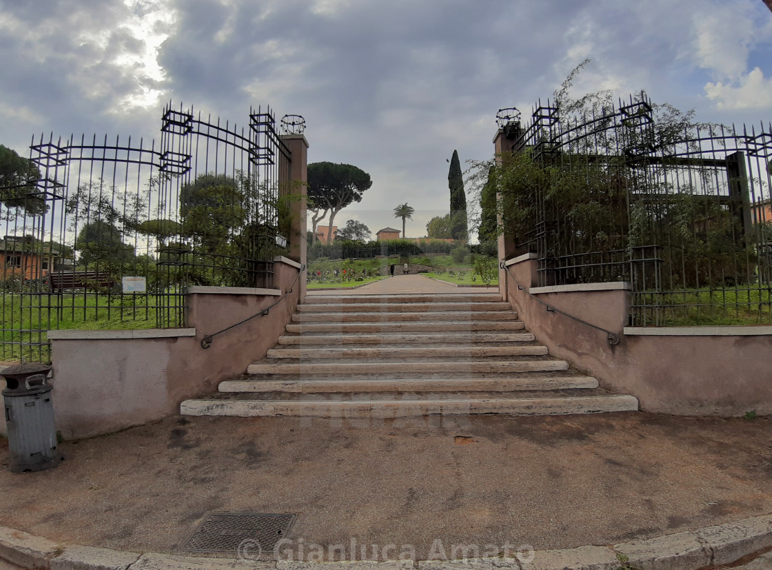 "Roma - Entrata del roseto superiore" stock image