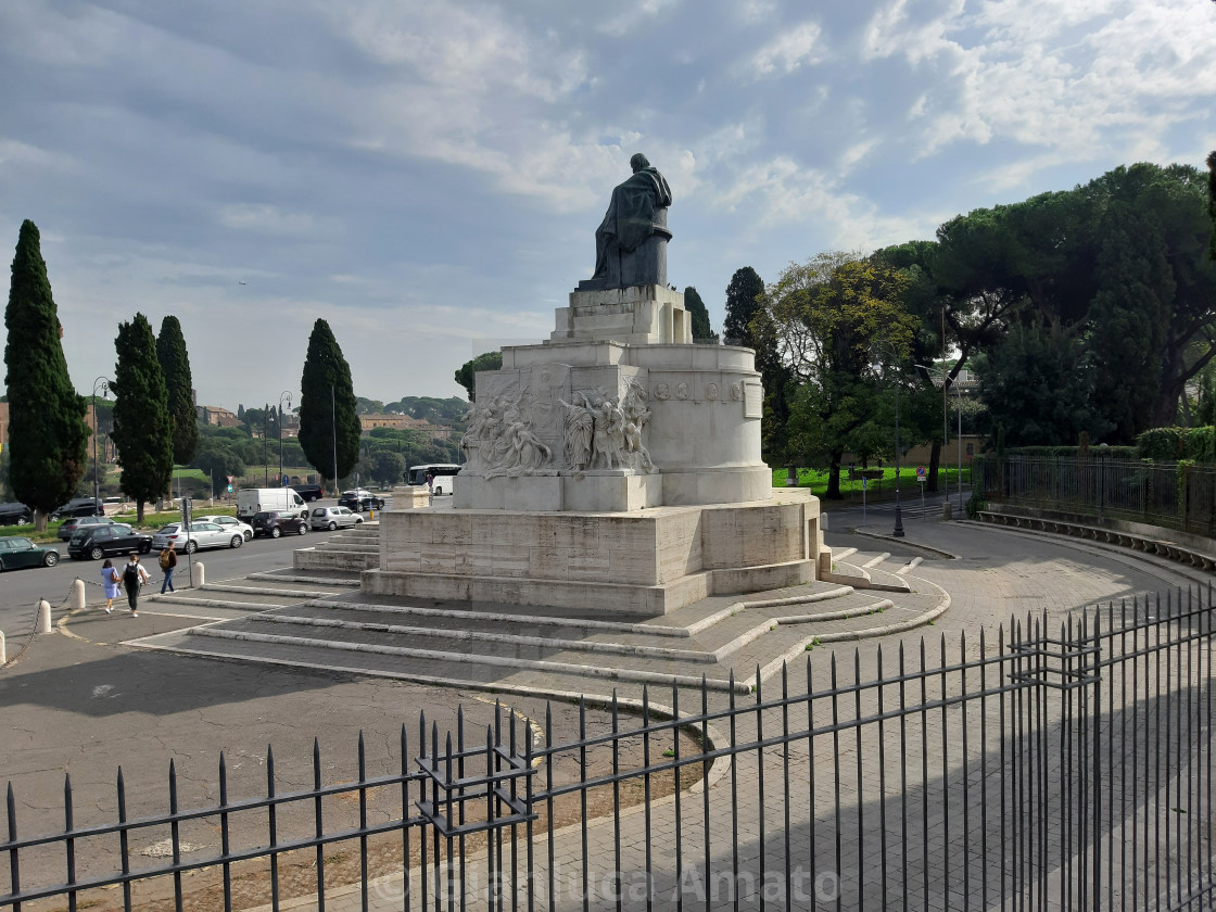 "Roma - Monumento a Mazzini dal roseto" stock image