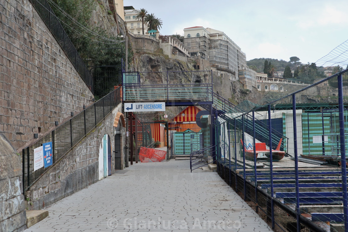 "Sorrento - Ascensore di Marina Piccola" stock image