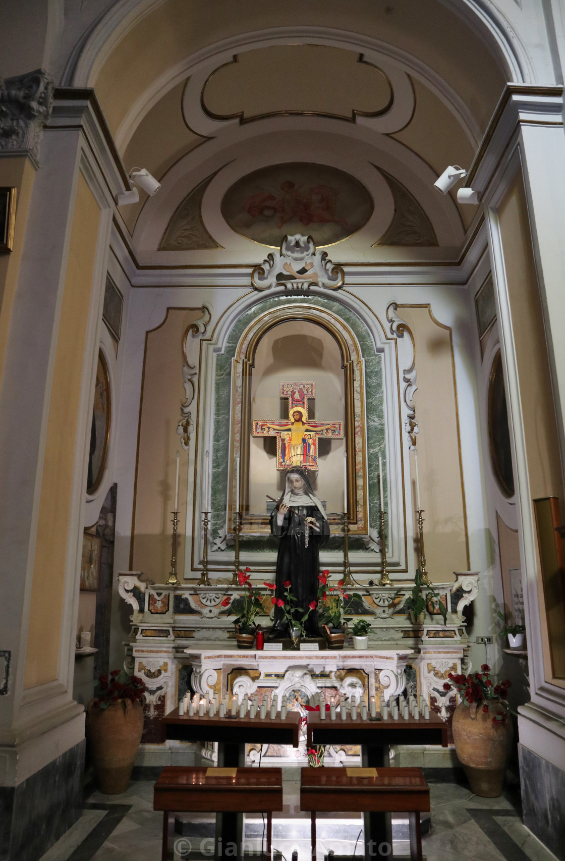 "Sorrento - Cappella destra della chiesa di San Francesco" stock image