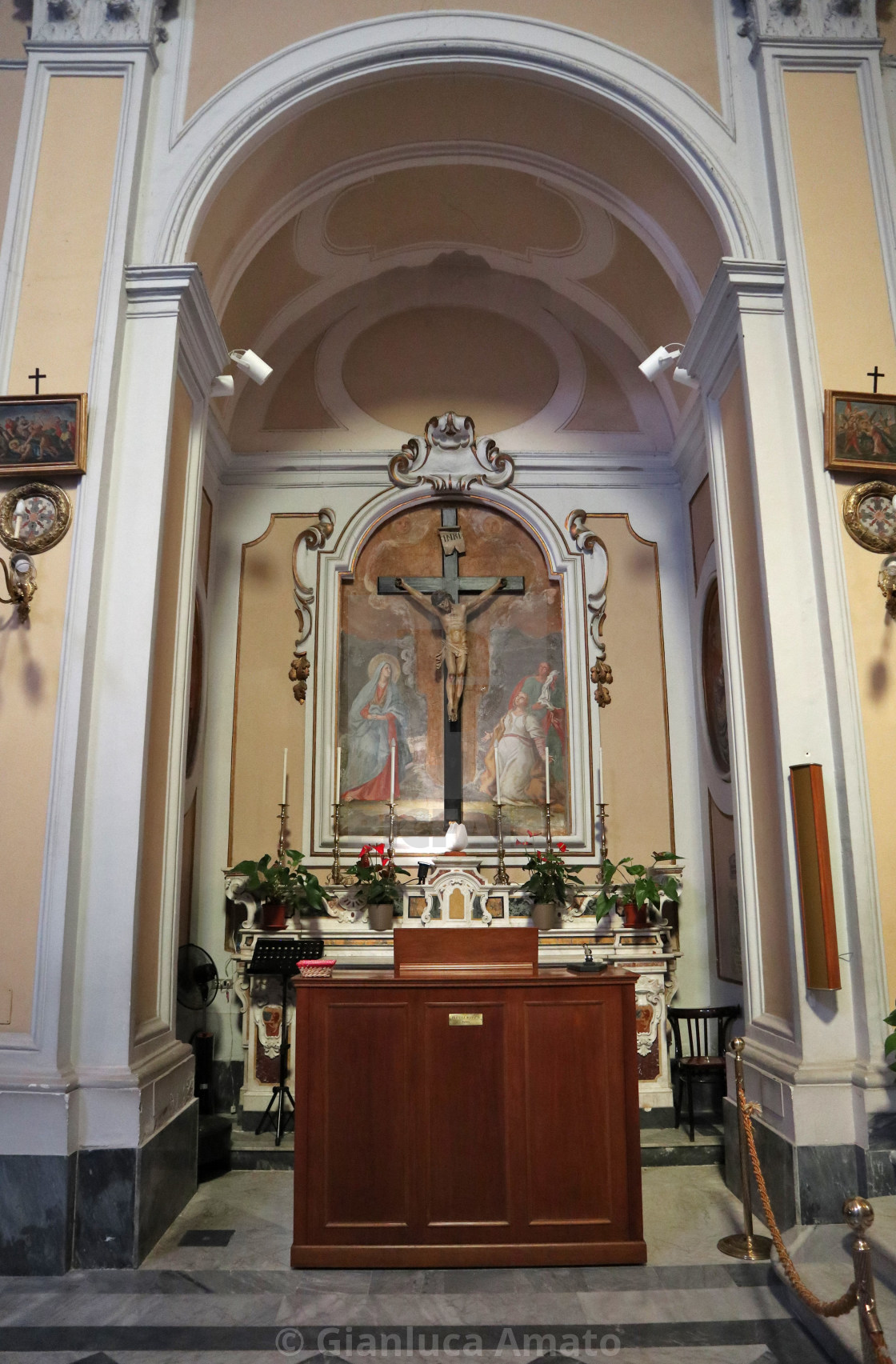 "Sorrento - Cappella sinistra della chiesa di San Francesco" stock image