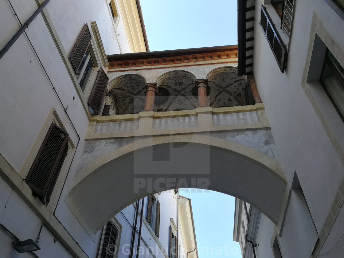 "Spoleto - Arco in Via Aurelio Saffi" stock image