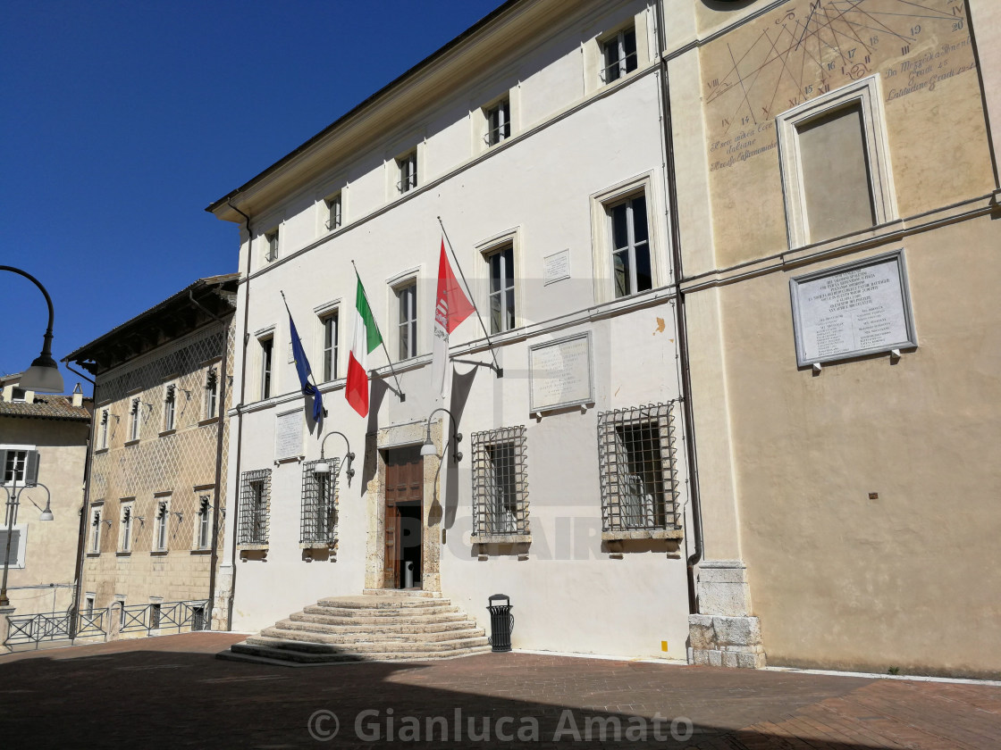 "Spoleto - Entrata del Palazzo Comunale" stock image