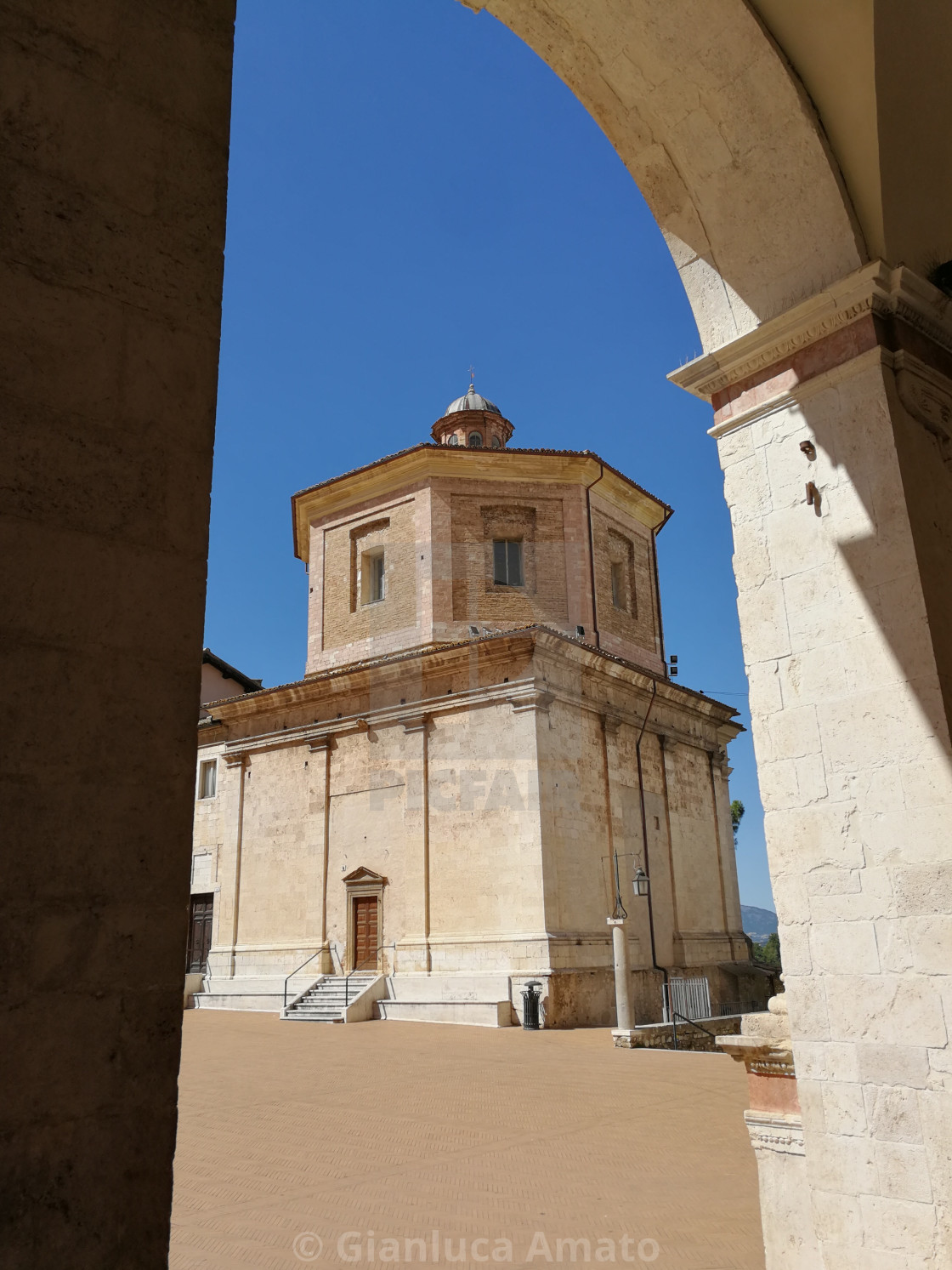 "Spoleto - Scorcio dell'ex Chiesa di Santa Maria della Manna d'Oro" stock image