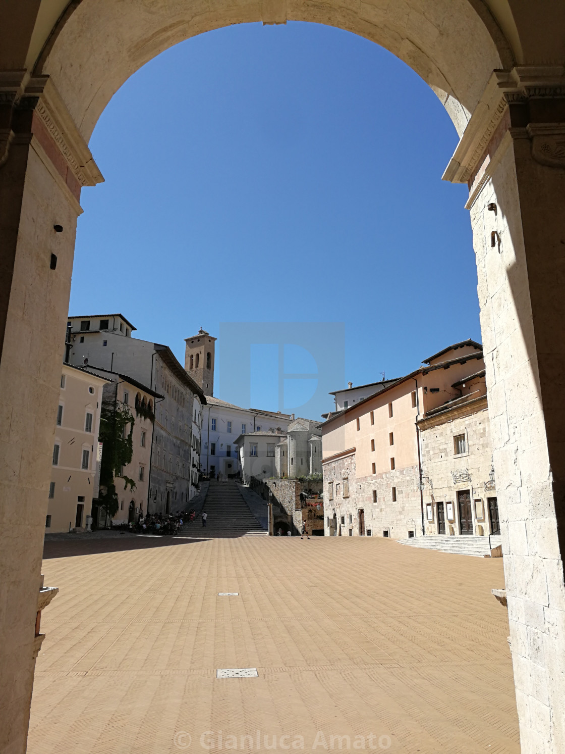 "Spoleto - Scorcio della piazza dal portico del Duomo" stock image