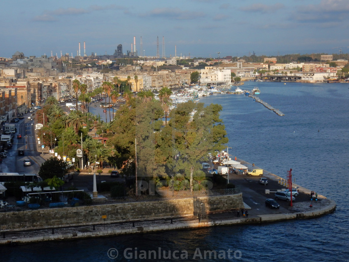 "Taranto - Lungomare del Mar Piccolo all'aba" stock image