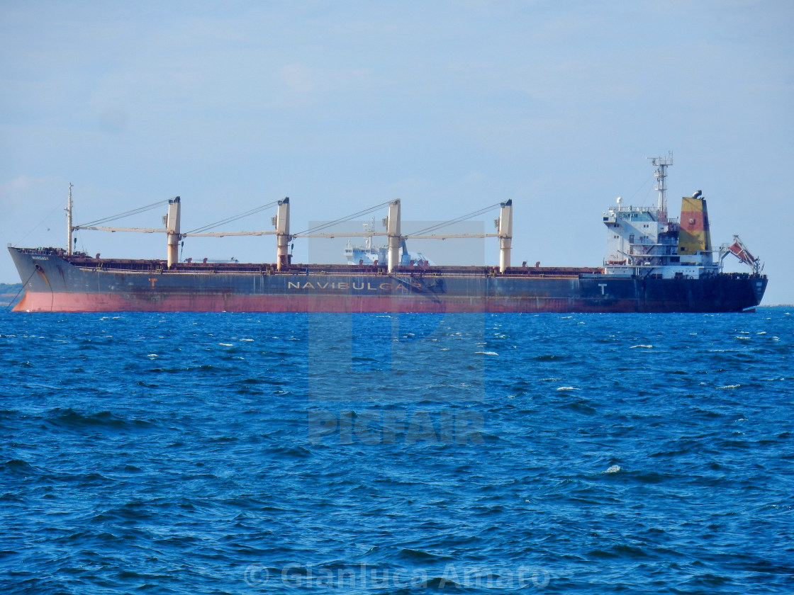 "Taranto - Petroliera bulgara nel Mar Grande" stock image