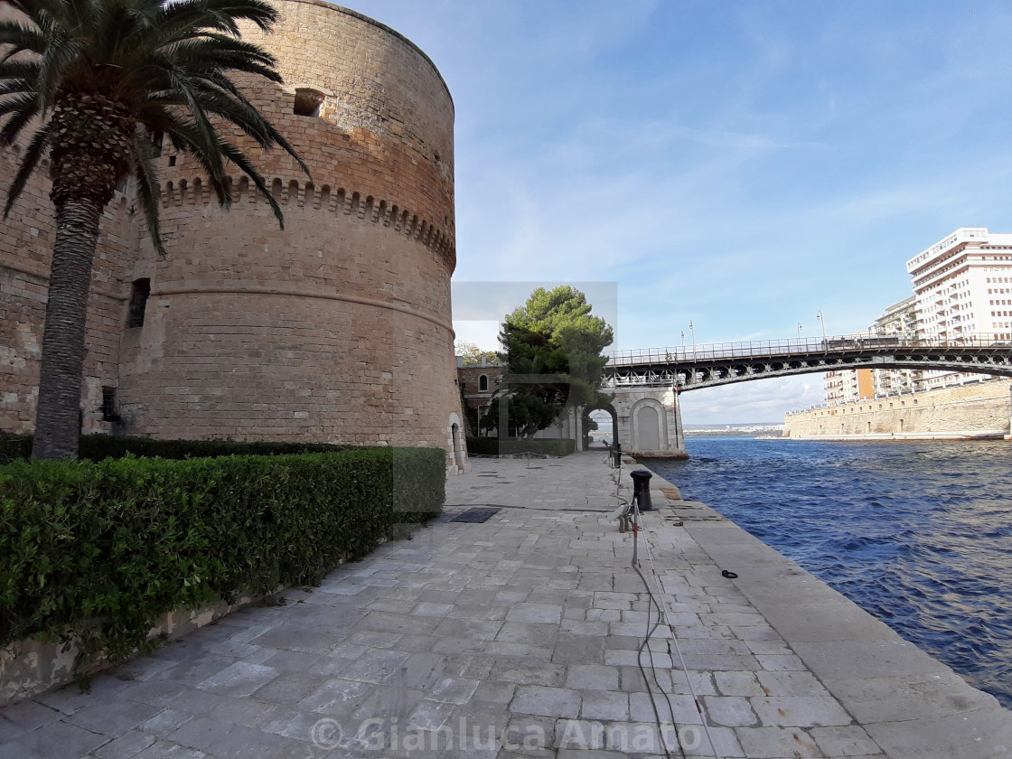 "Taranto - Scorcio della Torre San Lorenzo del Castello Aragonese" stock image