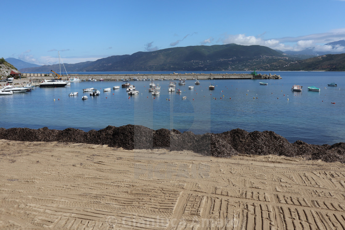 "Palinuro - Manutenzione della spiaggia del porto" stock image