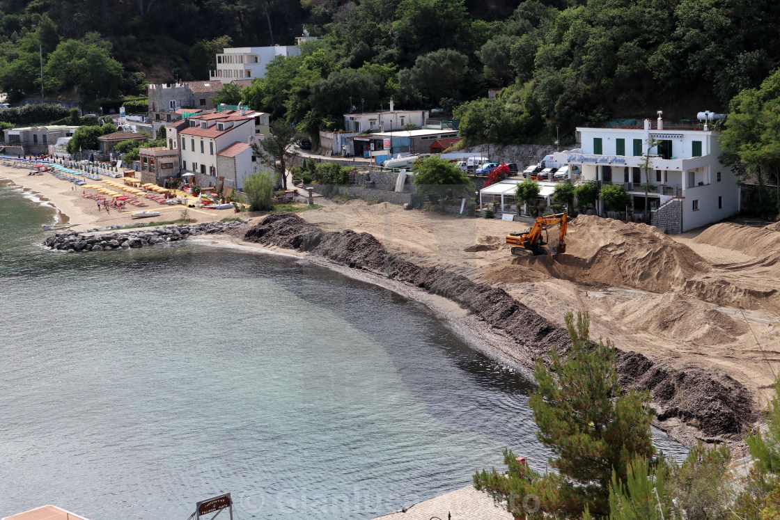 "Palinuro - Spiaggia del porto in manutenzione" stock image