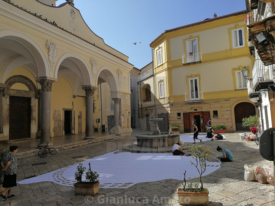 "Sant'Agata dei Goti - Allestimento dell'infiorata in piazza Sant'Alfonso" stock image