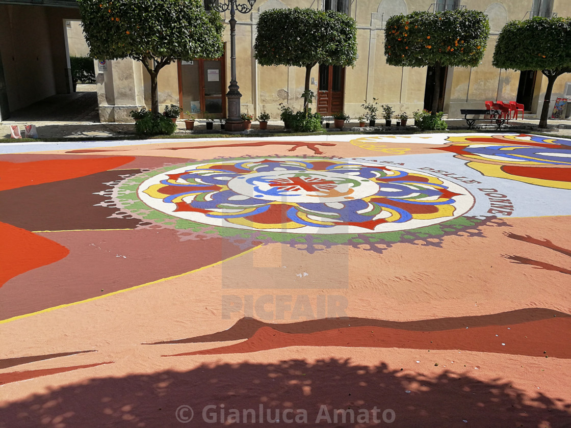 "Sant'Agata dei Goti - Infiorata in Piazza Umberto I" stock image