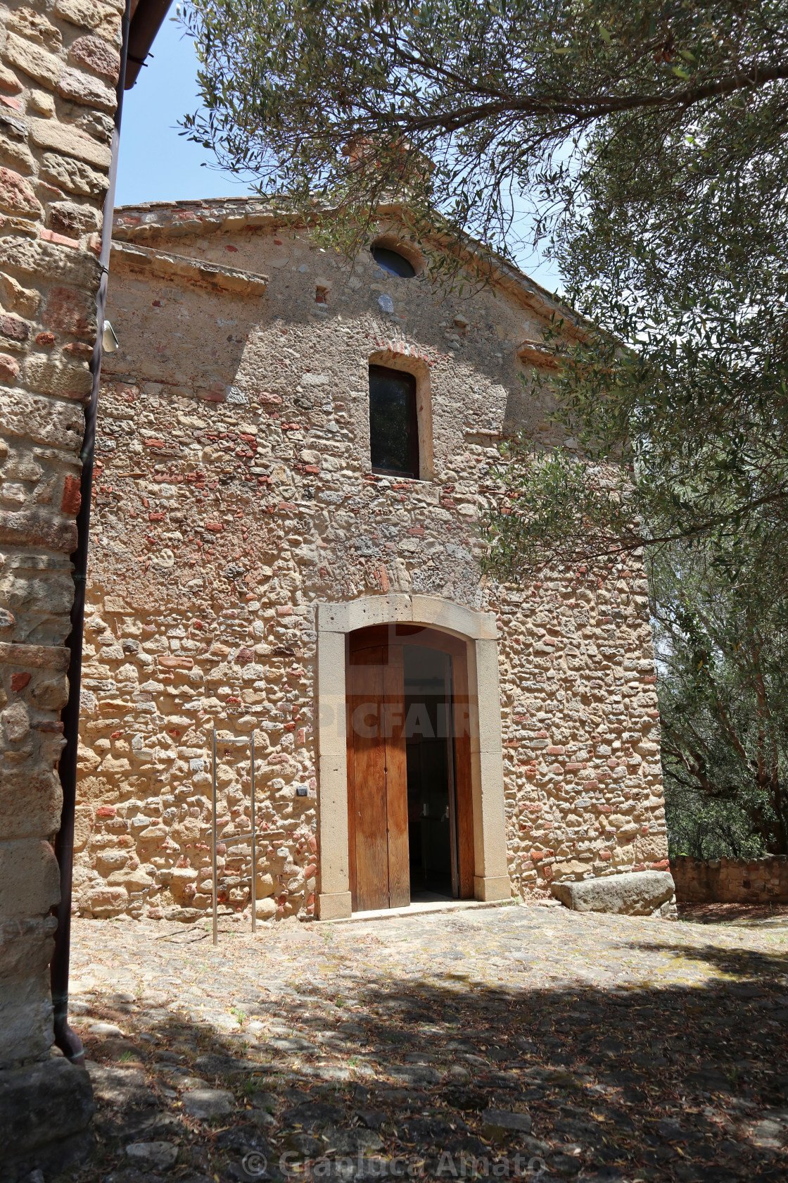 "Velia - Scorcio della Chiesa di Santa Maria" stock image