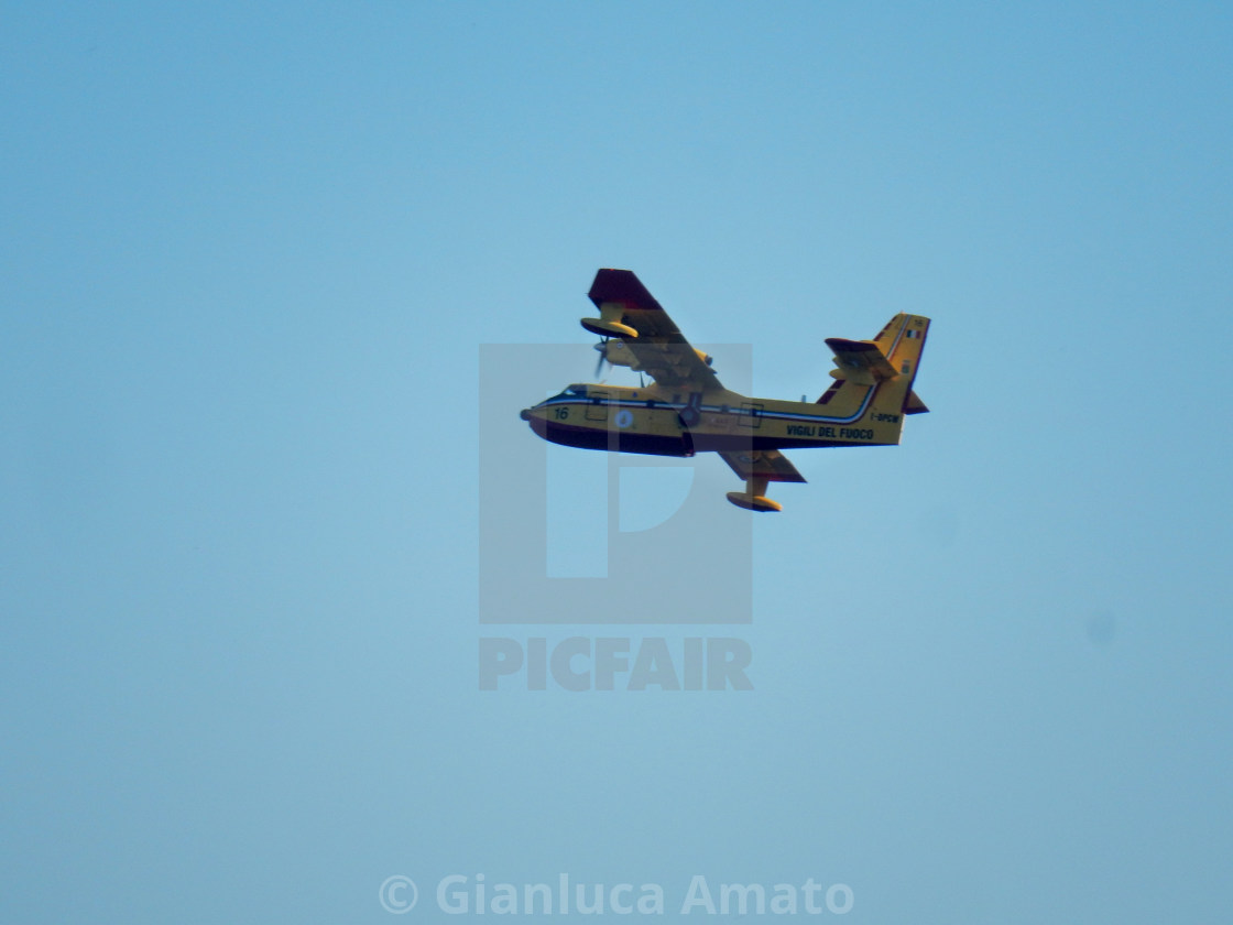 "Amalfi - Canadair in missione" stock image