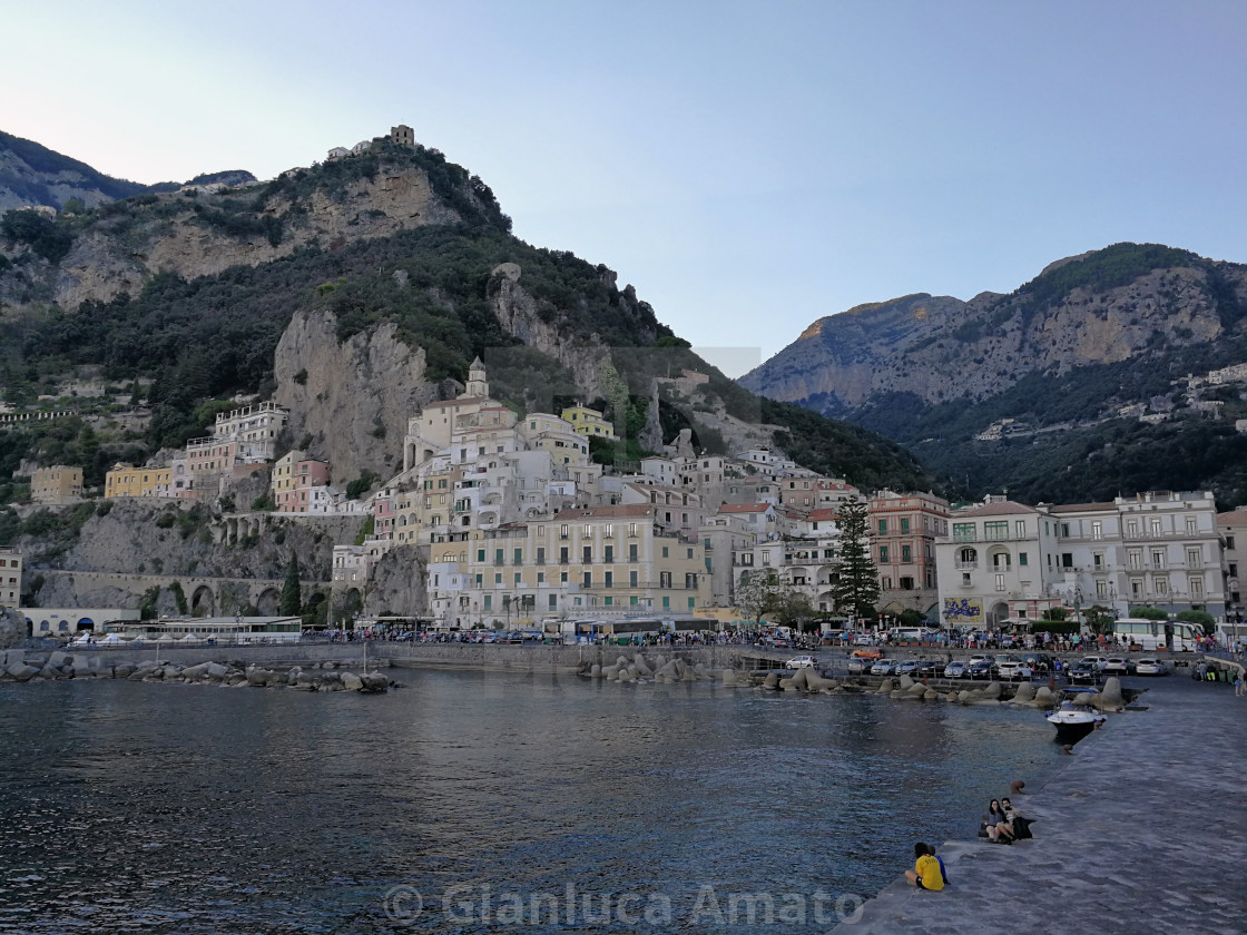 "Amalfi - Scorcio panoramico dal molo" stock image