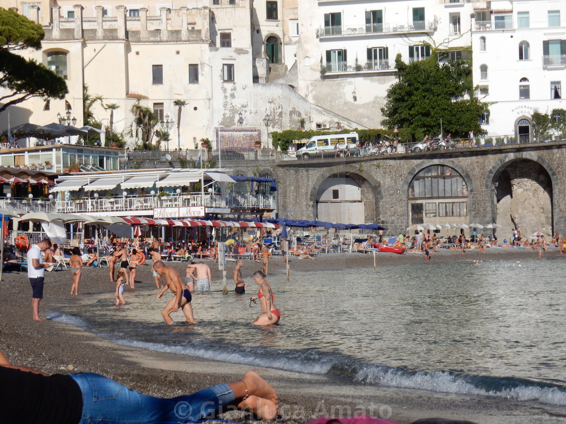 "Amalfi - Spiaggia vicina al porto" stock image