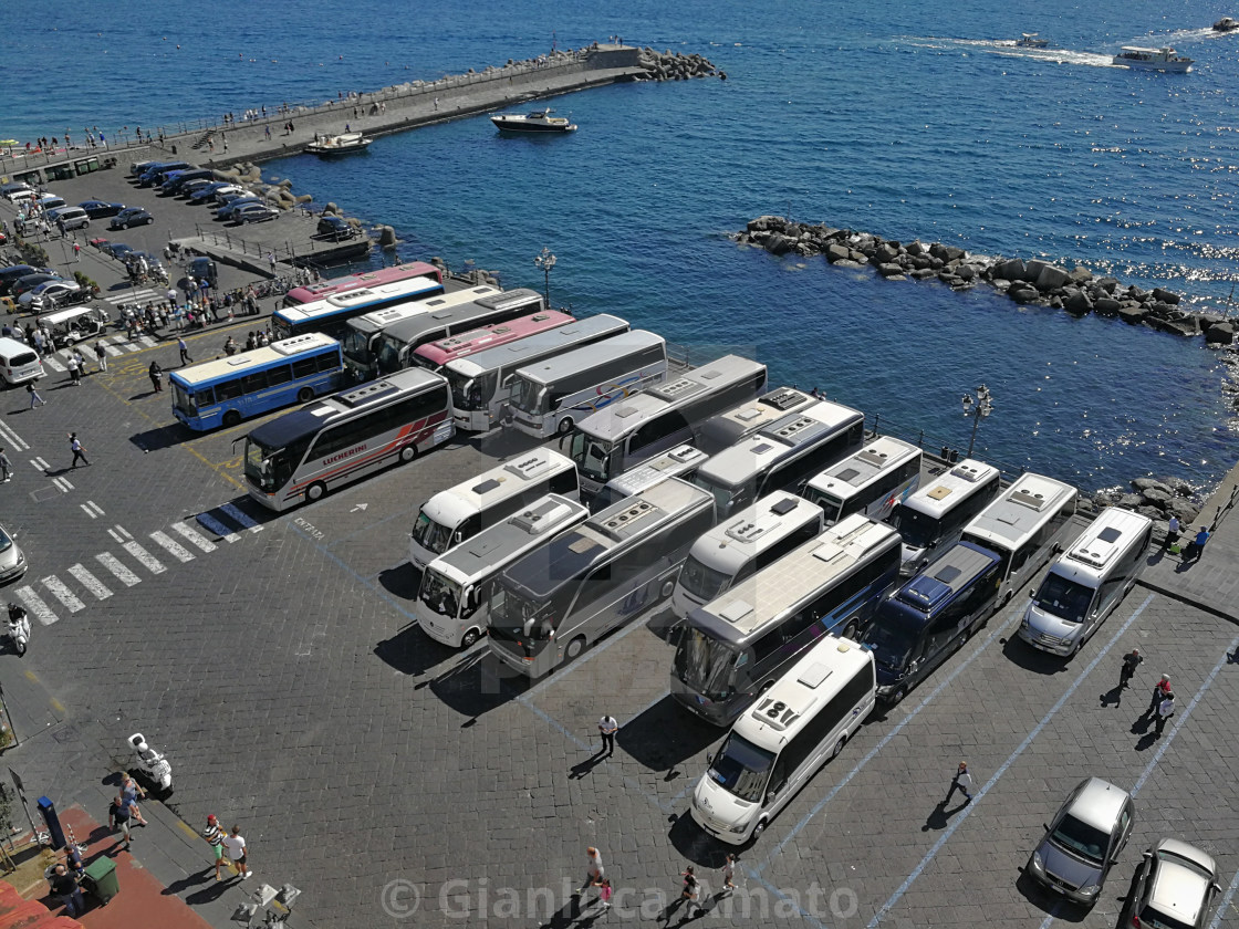 "Amalfi - Terminal bus del porto" stock image