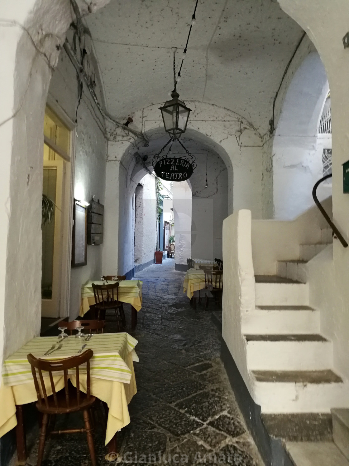 "Amalfi - Ristorantino nel vicolo" stock image