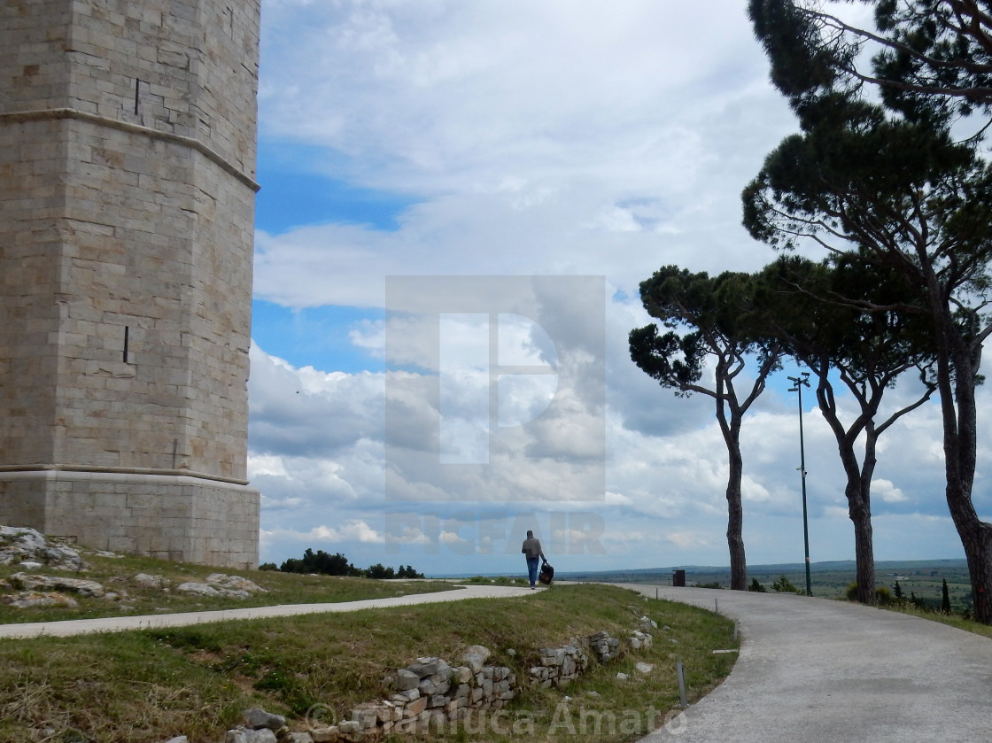 "Andria - Turista a Castel del Monte" stock image