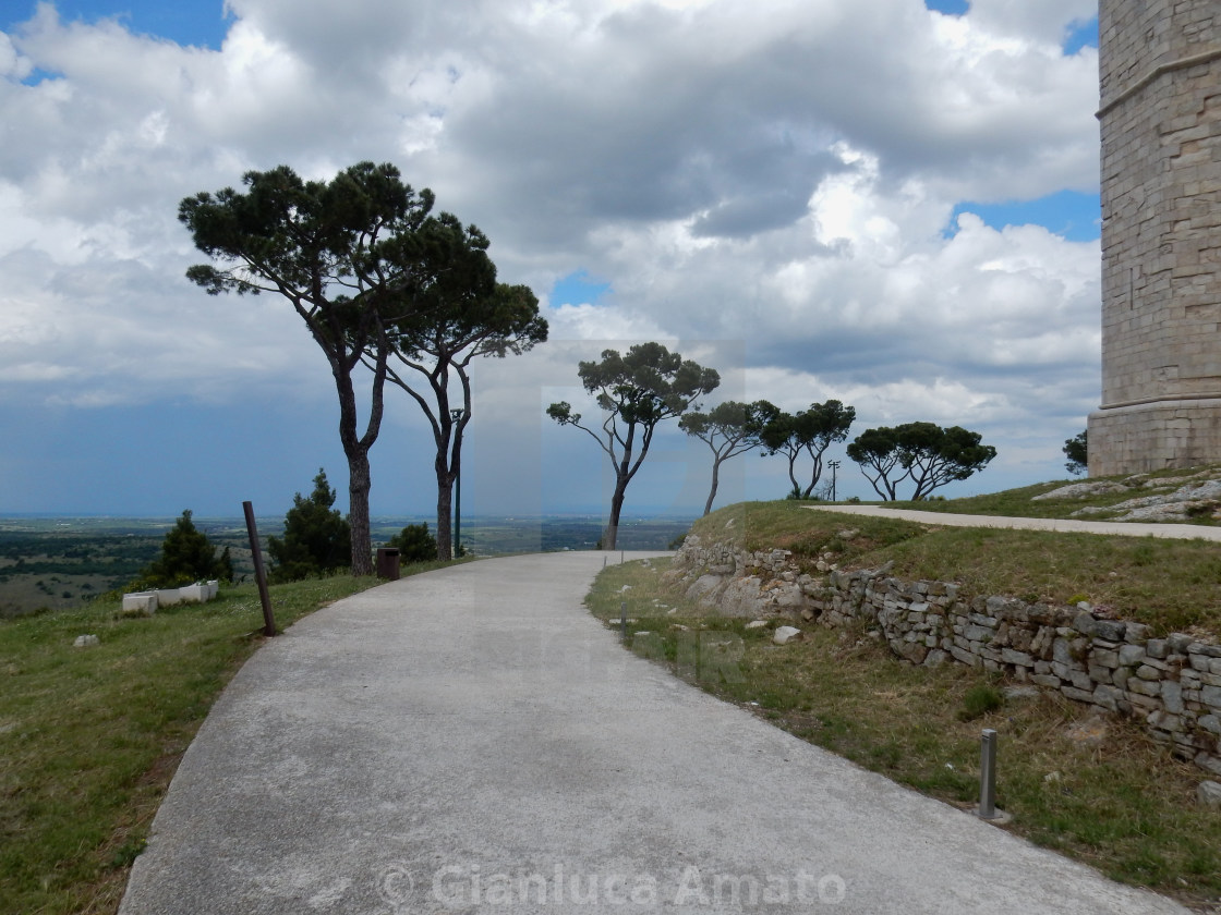 "Andria - Stradina panoramica di Castel del Monte" stock image