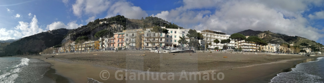 "Panoramica della spiaggia di Maiori" stock image