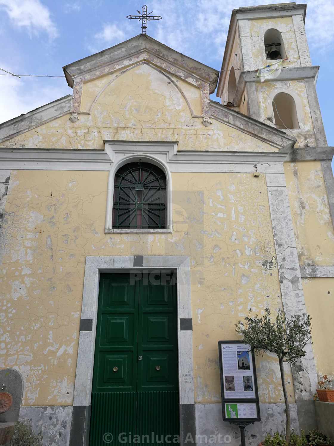 "Minori - Chiesa di San Michele Arcangelo" stock image