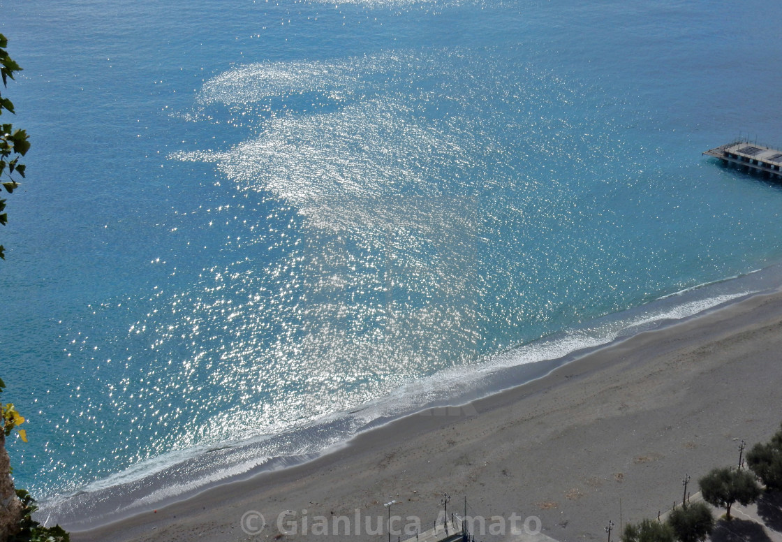 "Spiaggia di Minori dal Sentiero dei Limoni" stock image