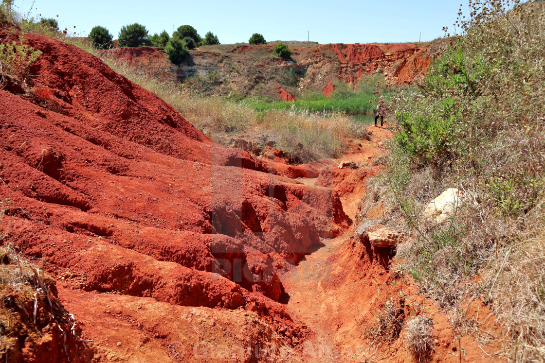 "Otranto - Sentiero verso la riva del lago di bauxite" stock image