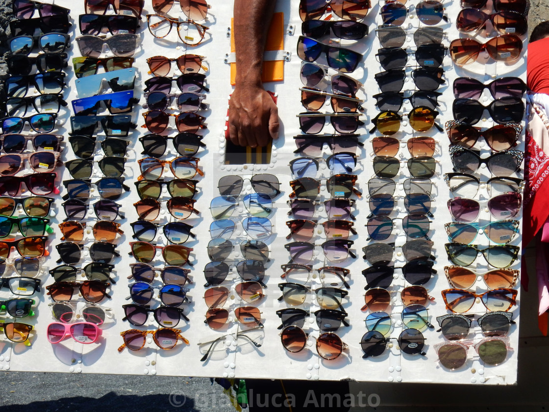 "Venditore da spiaggia di occhiali" stock image