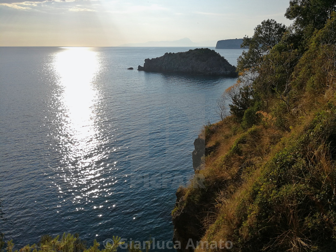 "San Nicola Arcella - Scoglio dello Scorzone dall'Arcomagno" stock image