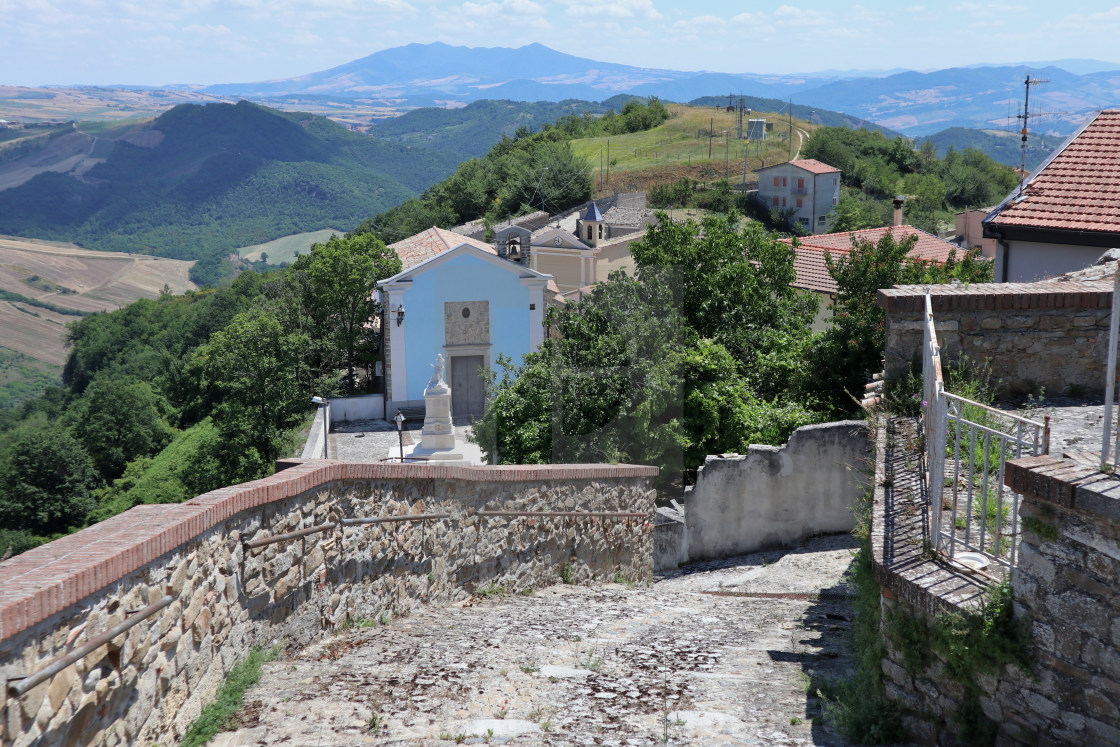 "Cairano - Chiesa di San Leone dal sentiero" stock image