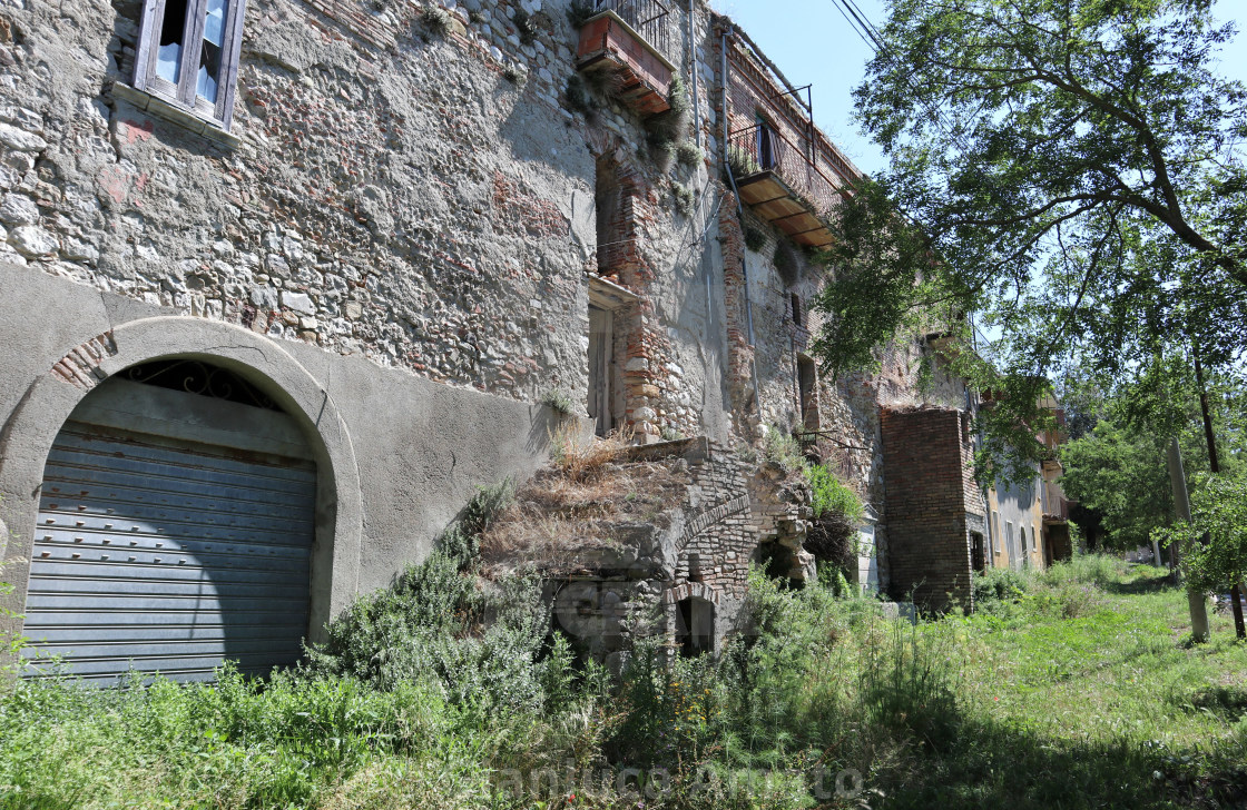 "Conza - Scorcio del borgo abbandonato" stock image