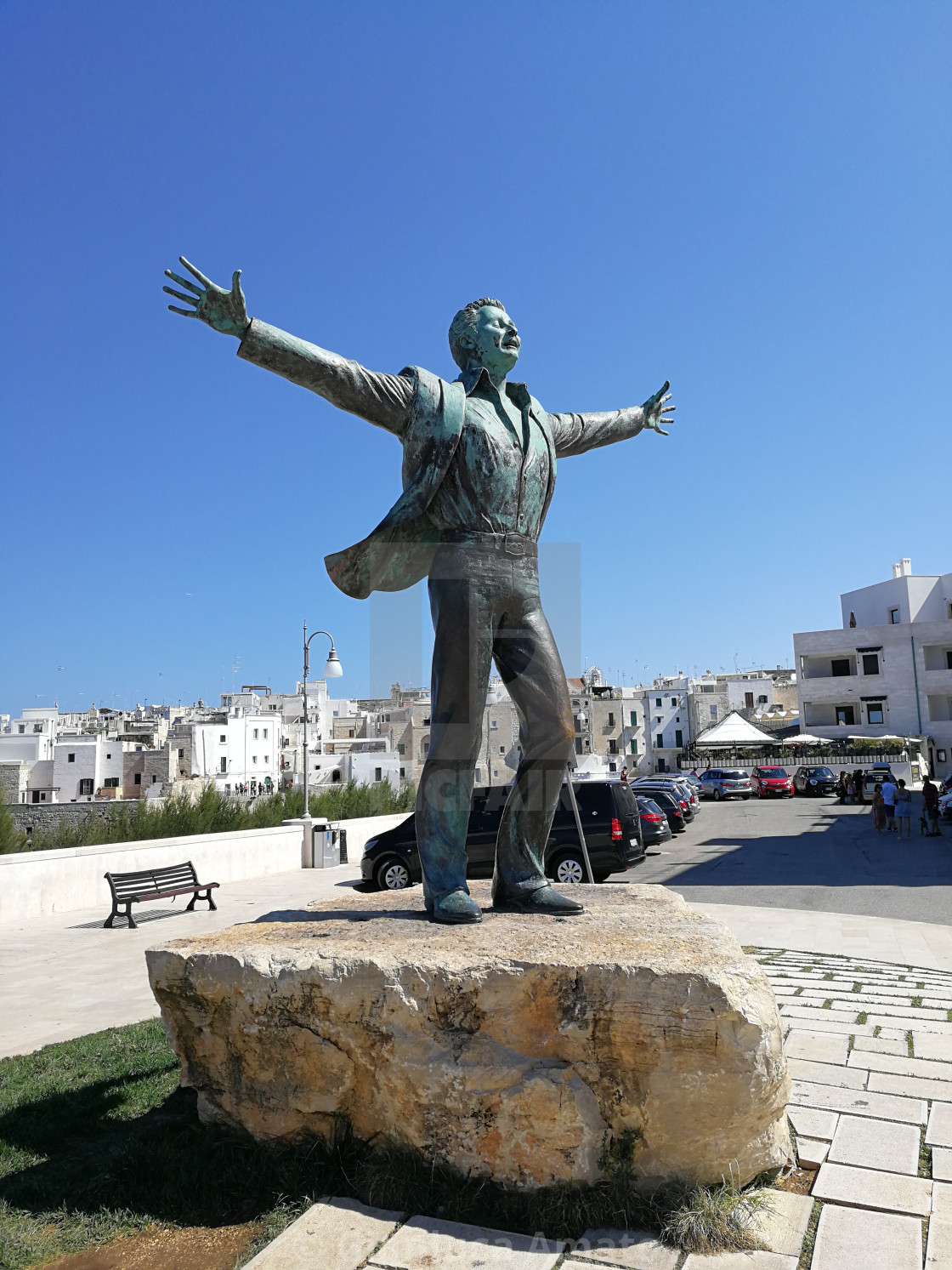 "Polignano a Mare - Statua di Modugno" stock image