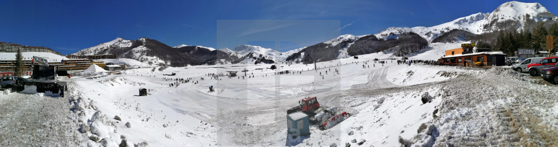 "Campitello Matese - Panoramica delle piste" stock image