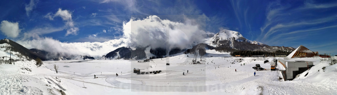 "Campitello Matese - Panoramica di nuvole" stock image