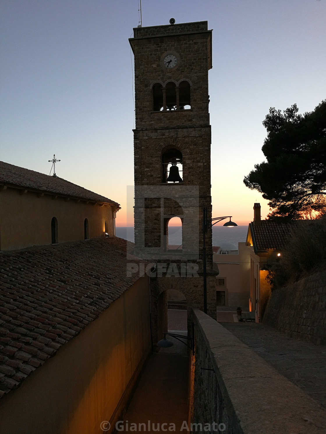 "Castellabate - Campanile al tramonto" stock image