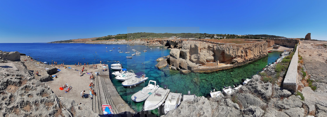 "Santa Cesarea Terme - Panoramica del porto di Torre Miggiano" stock image