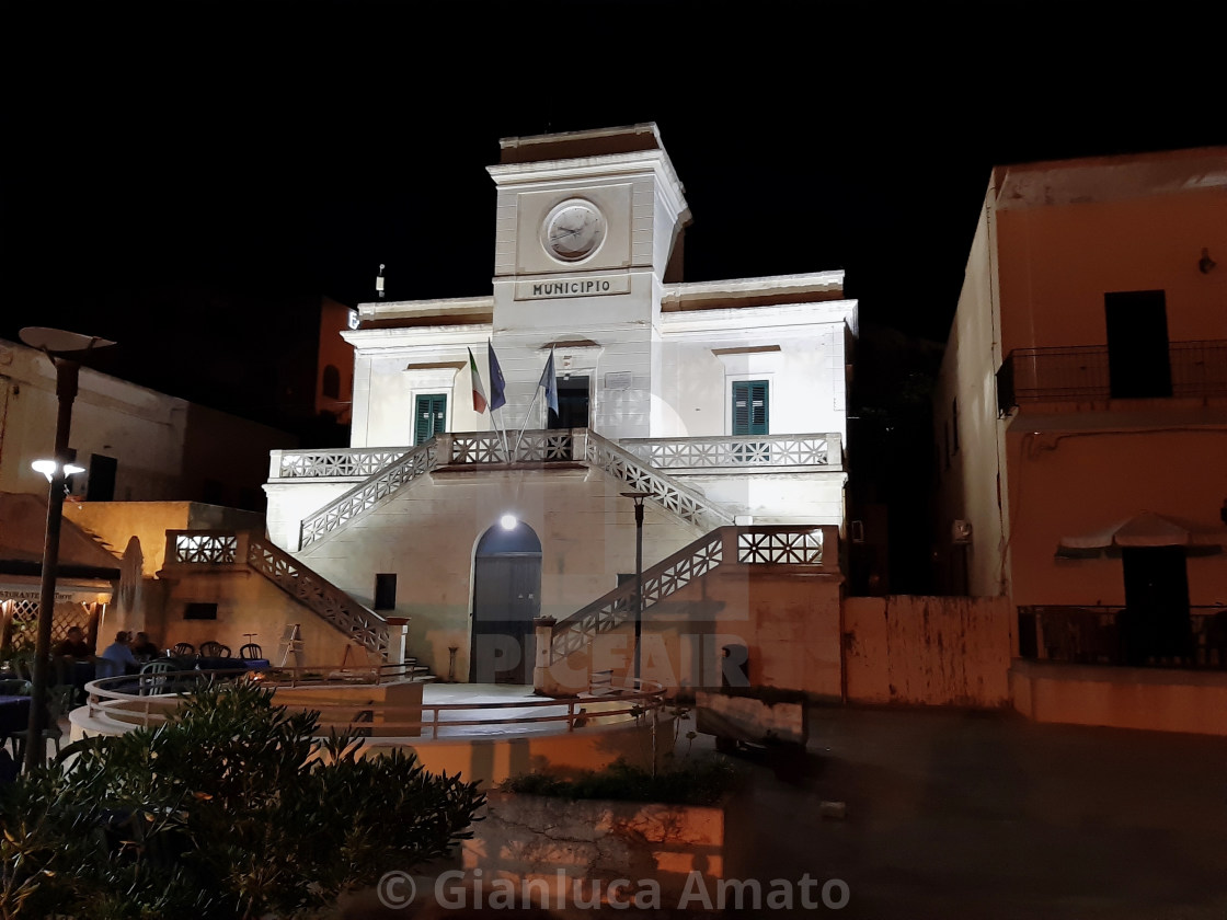 "Santa Cesarea Terme - Municipio di sera" stock image