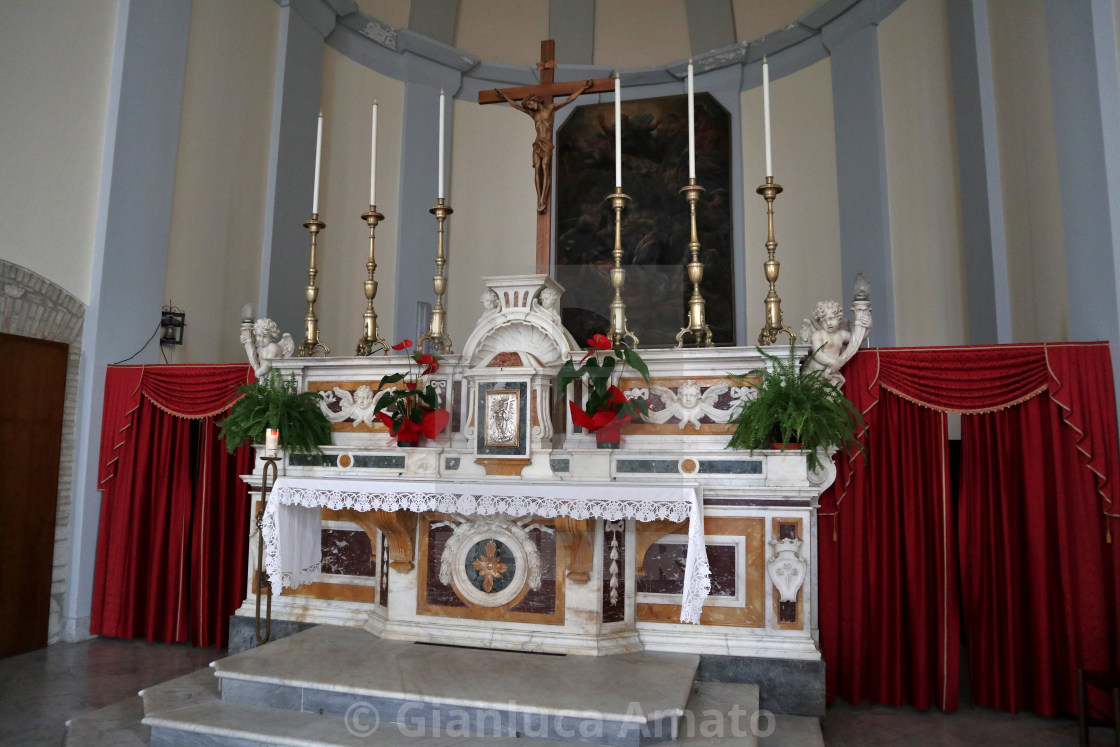 "Calitri - Altare nella Chiesa di San Canio Martire" stock image