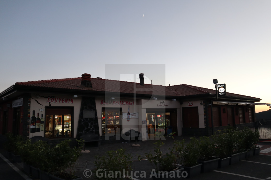 "Etna - Bar Crateri Silvestri al tramonto" stock image