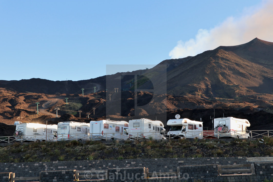 "Etna - Camper a Piazzale Sapienza all'alba" stock image