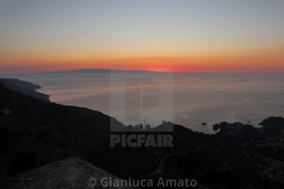 "Castelmola - Alba dal terrazzo del castello" stock image