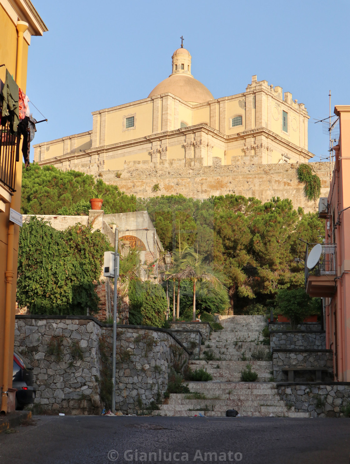 "Milazzo - Scorcio del Duomo Antico dalla strada" stock image