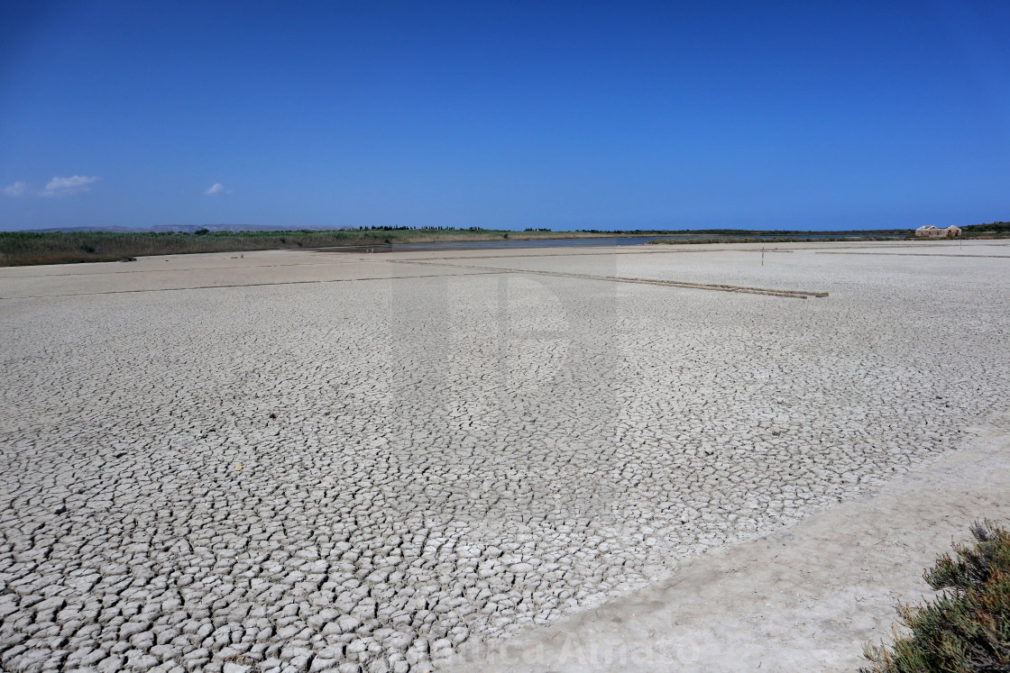 "Noto – Pantano Grande della Oasi Faunistica di Vendicari in secca" stock image