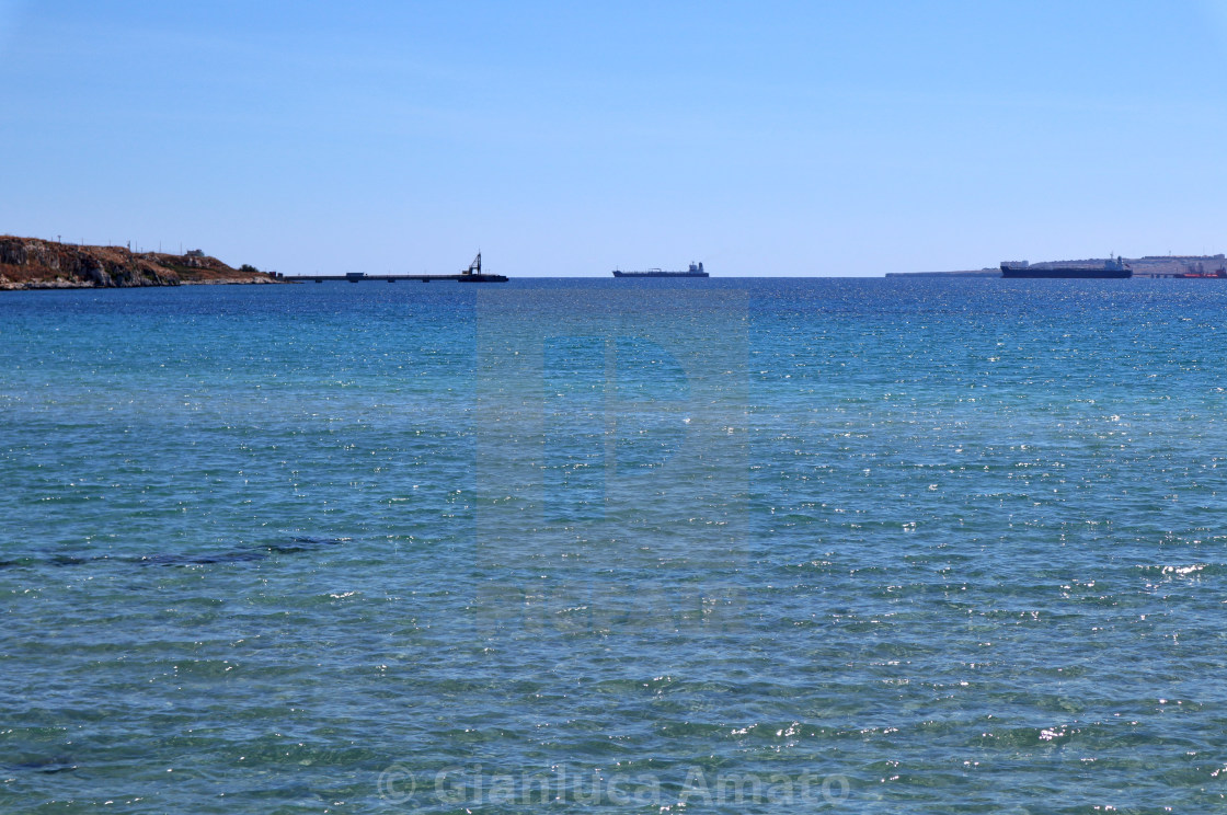 "Priolo Gargallo – Petroliere nella baia di Marina di Melilli" stock image