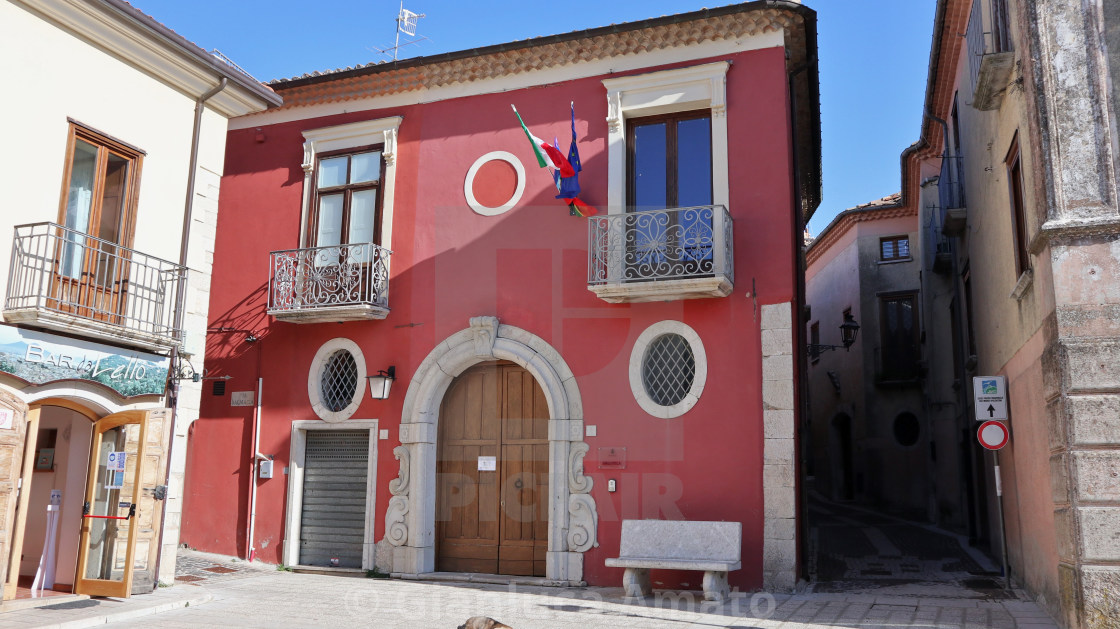 "Nusco - Biblioteca nel centro storico" stock image