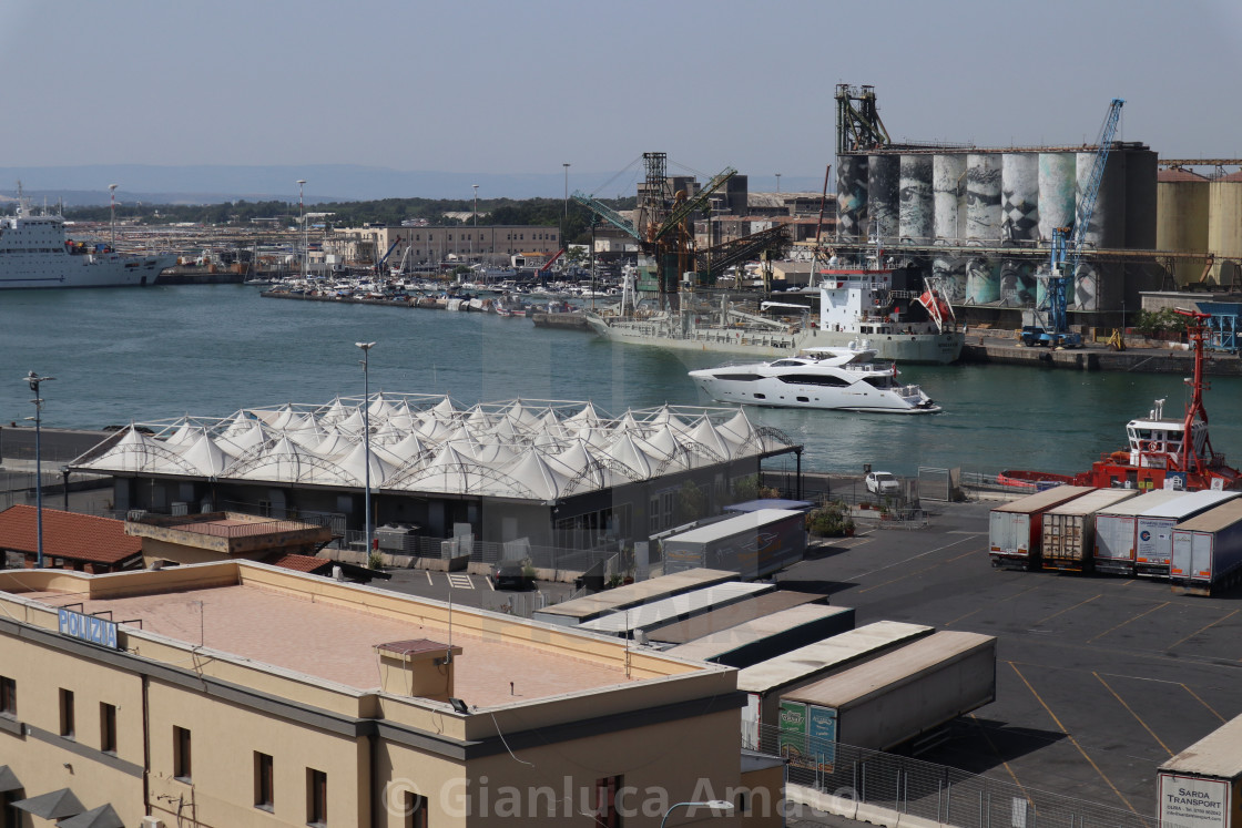 "Catania - Scorcio del porto dal traghetto" stock image