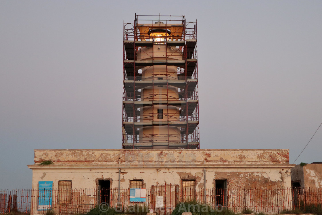 "Siracusa - Faro acceso a Punta Murro di Porco" stock image