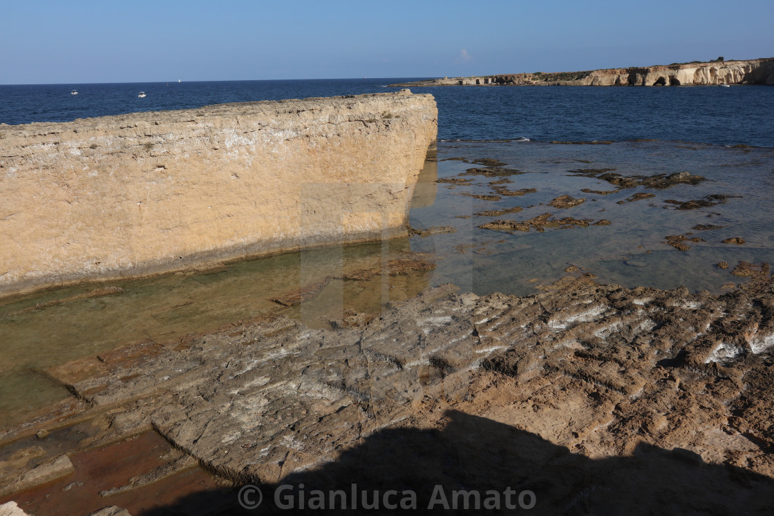 "Siracusa - Panorama dalla scogliera di Punta della Mola" stock image