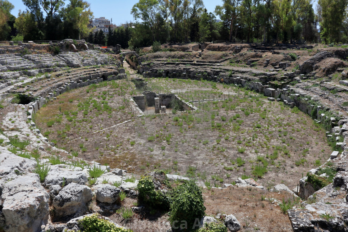 "Siracusa - Anfiteatro romano nel Parco Archeologico della Neapolis" stock image